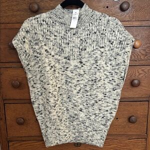 NWT LOFT Women's Speckled Gray Mockneck Sweater